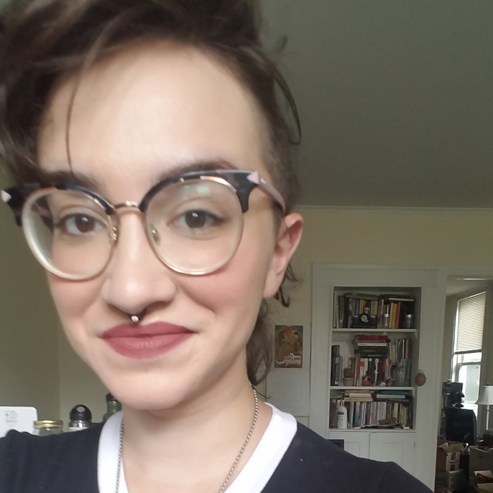 Meet your Posher, Hannah